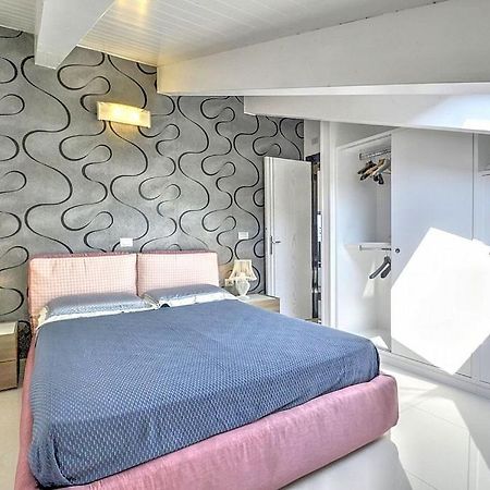 Agropoli Apartment Sleeps 4 Air Con Wifi Eksteriør bilde
